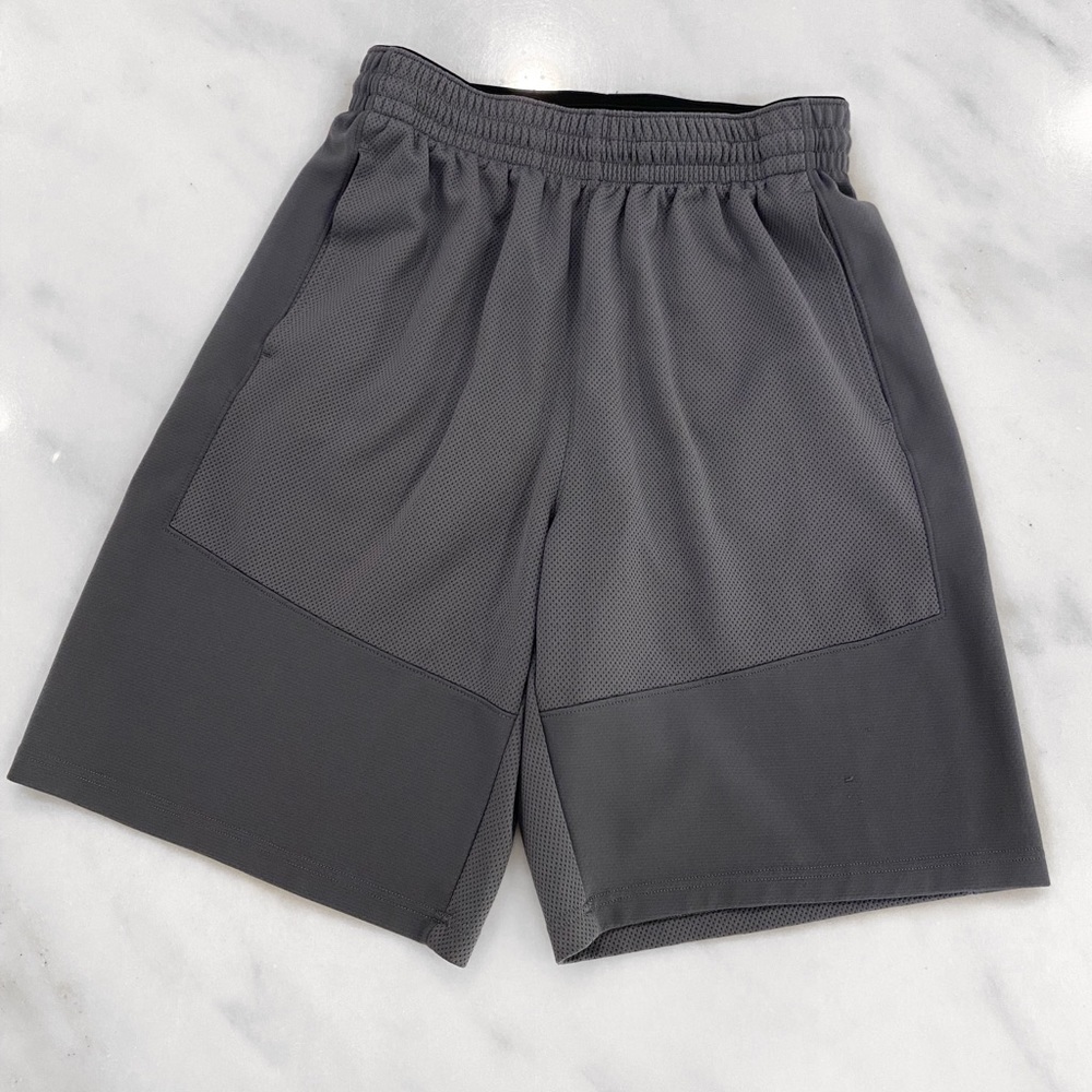 Men’s Comfy Grey Shorts​​